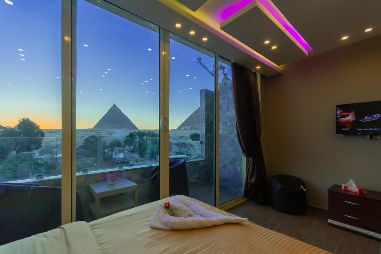 Panorama View Pyramids 3*