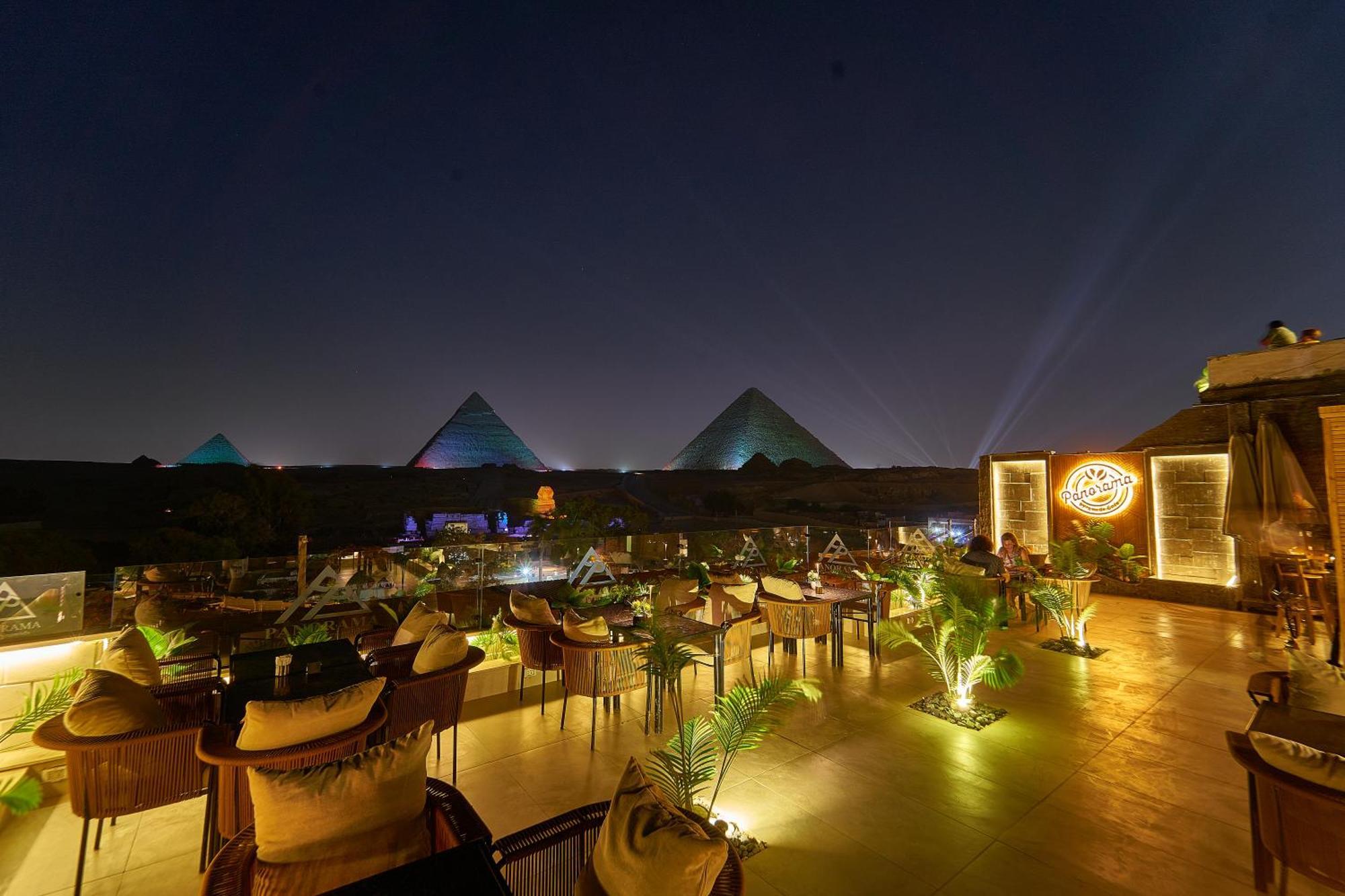 Panorama View Pyramids 3*